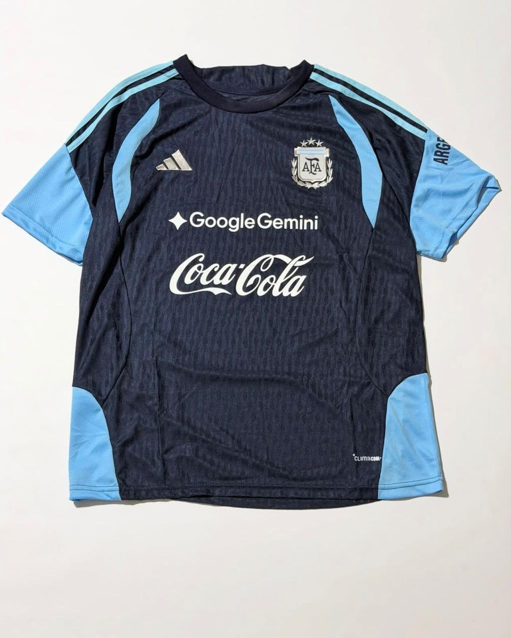 2x1 Camiseta Oficial de la Selección Argentina Coca Cola